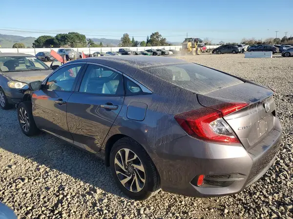 19XFC2F77GE225650 2016 HONDA CIVIC - Image 2
