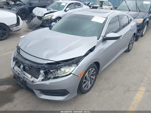 19XFC2F77GE225888 2016 HONDA CIVIC - Image 2