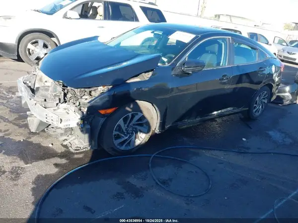 19XFC2F77HE004700 2017 HONDA CIVIC - Image 2