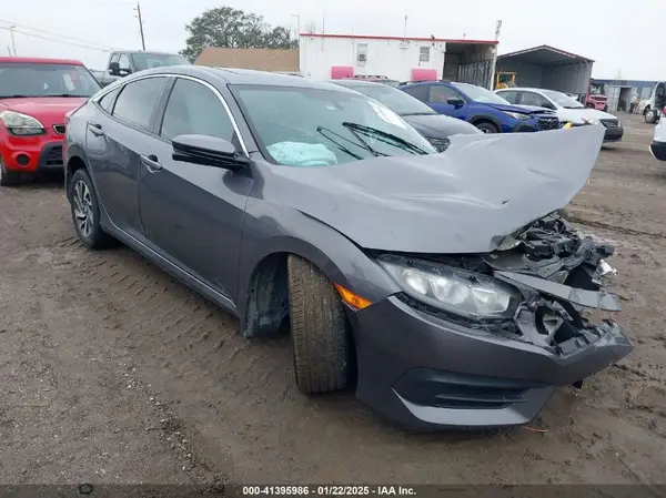 19XFC2F77HE004860 2017 HONDA CIVIC - Image 1