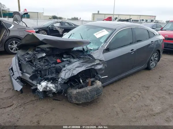 19XFC2F77HE004860 2017 HONDA CIVIC - Image 2