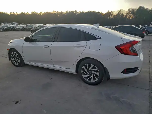 19XFC2F77HE009556 2017 HONDA CIVIC - Image 2