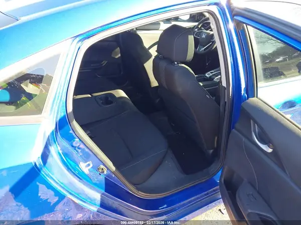 19XFC2F77HE015843 2017 HONDA CIVIC - Image 8
