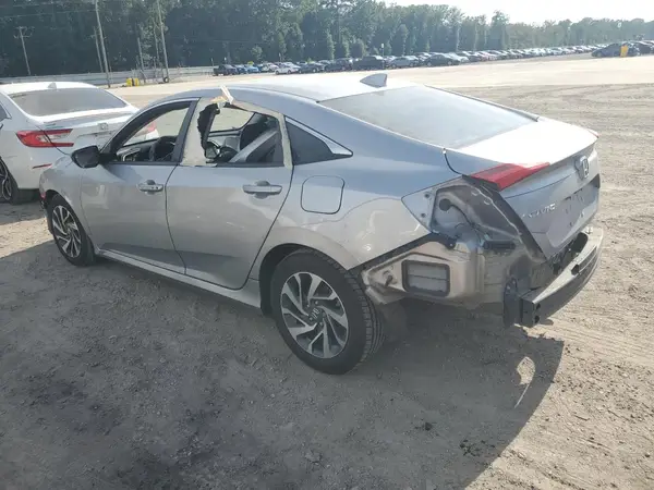 19XFC2F77HE027572 2017 HONDA CIVIC - Image 2