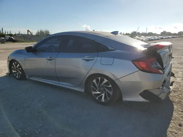 19XFC2F77HE031413 2017 HONDA CIVIC - Image 2