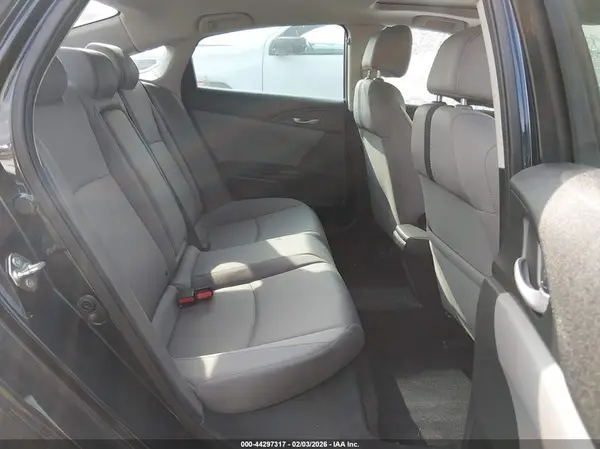 19XFC2F77HE035834 2017 HONDA CIVIC - Image 8