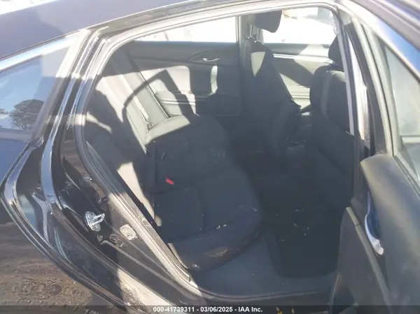 19XFC2F77HE052424 2017 HONDA CIVIC - Image 8