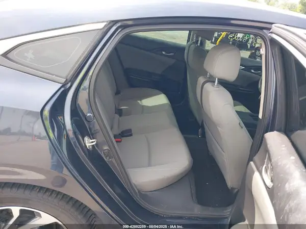 19XFC2F77HE059454 2017 HONDA CIVIC - Image 8