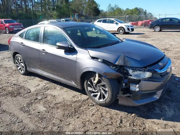 19XFC2F77HE061396 2017 HONDA CIVIC - Image 1