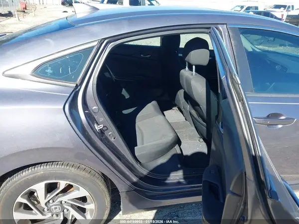 19XFC2F77HE077887 2017 HONDA CIVIC - Image 8