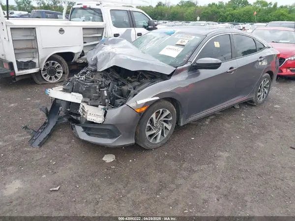 19XFC2F77HE082586 2017 HONDA CIVIC - Image 2
