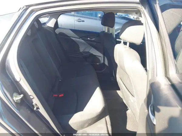 19XFC2F77HE228937 2017 HONDA CIVIC - Image 8