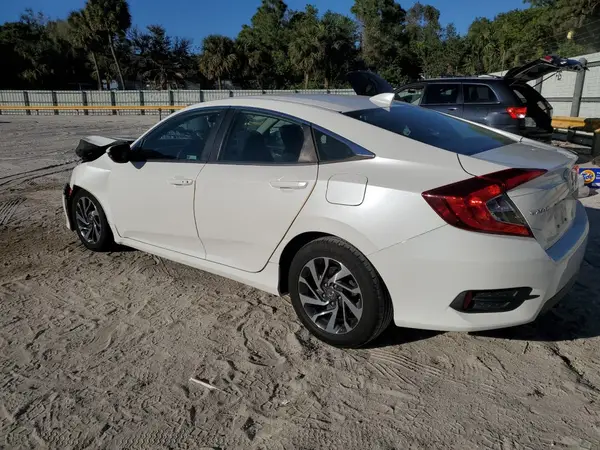 19XFC2F77JE002161 2018 HONDA CIVIC - Image 2