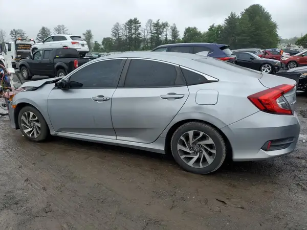 19XFC2F77JE003777 2018 HONDA CIVIC - Image 2