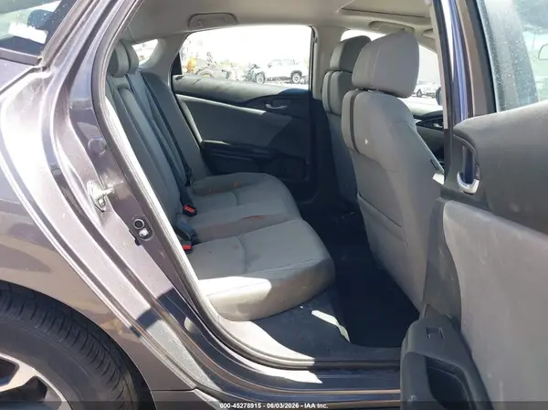 19XFC2F77JE004069 2018 HONDA CIVIC - Image 8