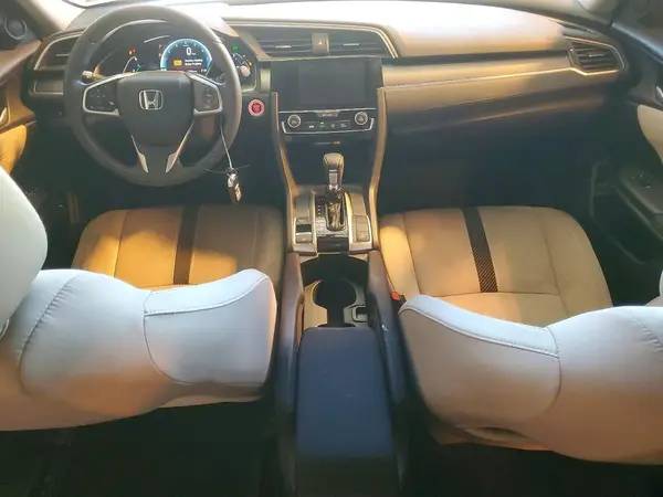 19XFC2F77JE015010 2018 HONDA CIVIC - Image 8