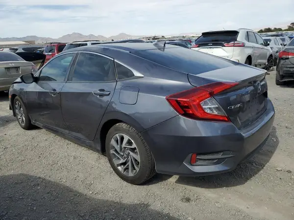 19XFC2F77JE015444 2018 HONDA CIVIC - Image 2