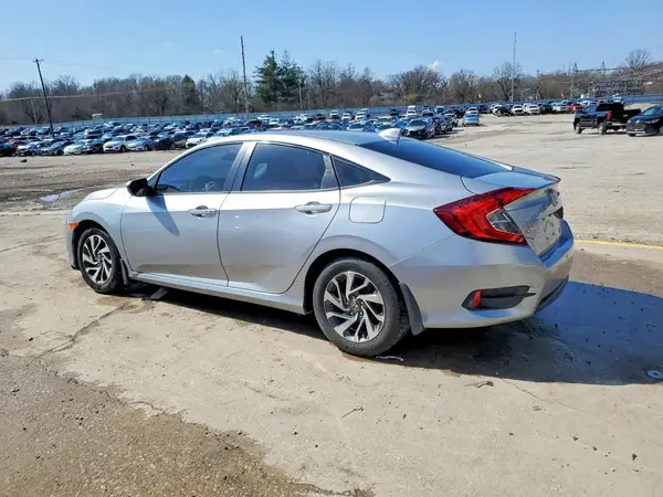 19XFC2F77JE024287 2018 HONDA CIVIC - Image 2
