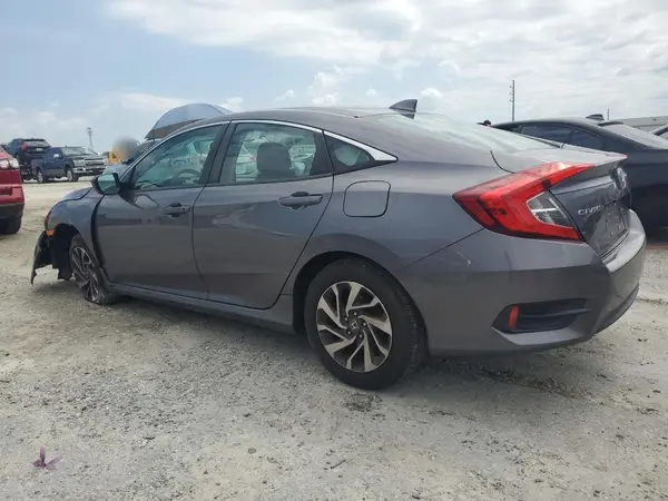 19XFC2F77JE031837 2018 HONDA CIVIC - Image 2