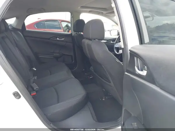 19XFC2F77JE032471 2018 HONDA CIVIC - Image 8