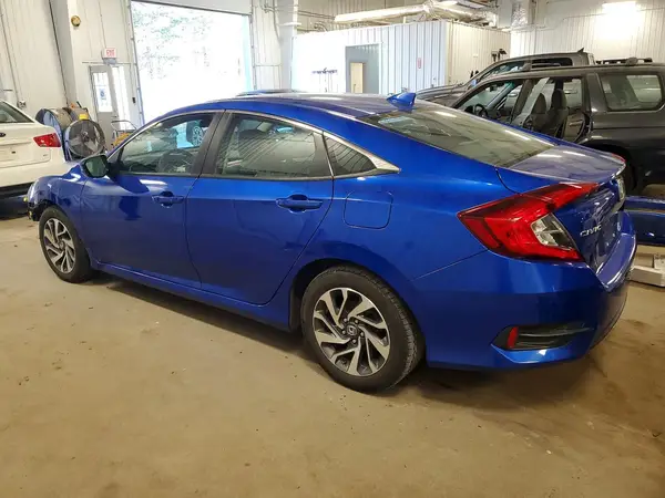 19XFC2F77JE037038 2018 HONDA CIVIC - Image 2