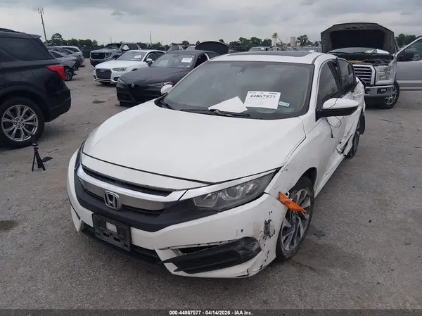 19XFC2F77JE037718 2018 HONDA CIVIC - Image 2