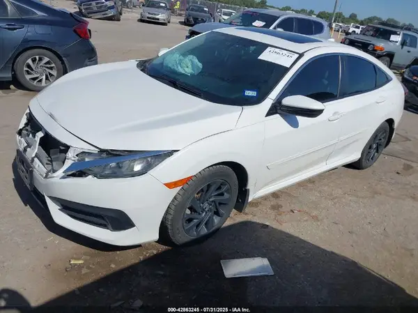 19XFC2F77JE040053 2018 HONDA CIVIC - Image 2