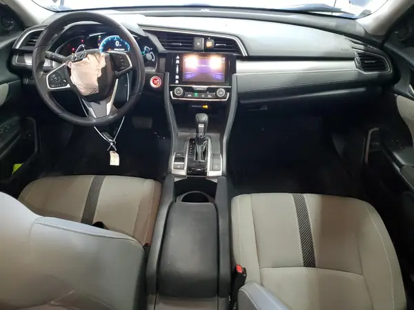 19XFC2F77JE040070 2018 HONDA CIVIC - Image 8