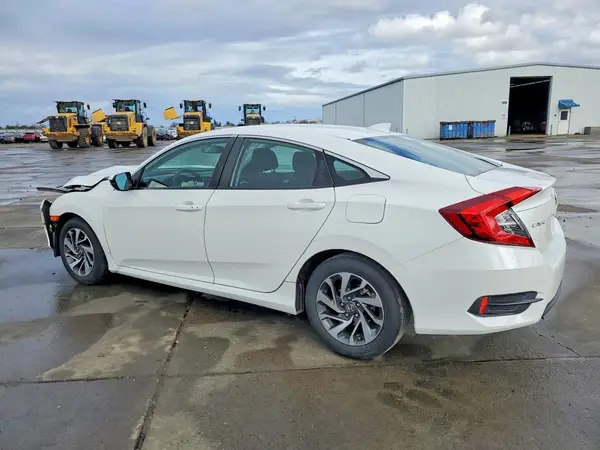 19XFC2F77JE201355 2018 HONDA CIVIC - Image 2