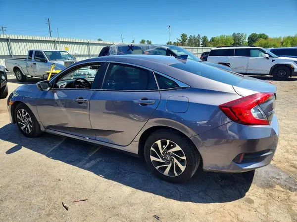 19XFC2F77JE201517 2018 HONDA CIVIC - Image 2