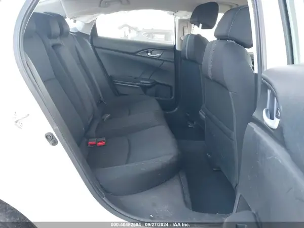 19XFC2F77JE206278 2018 HONDA CIVIC - Image 8