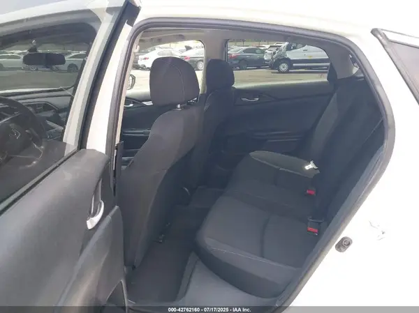 19XFC2F77JE209875 2018 HONDA CIVIC - Image 8