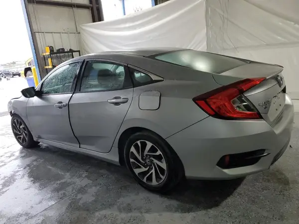 19XFC2F78GE007619 2016 HONDA CIVIC - Image 2