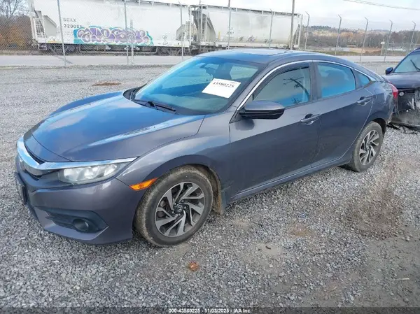 19XFC2F78GE083776 2016 HONDA CIVIC - Image 2