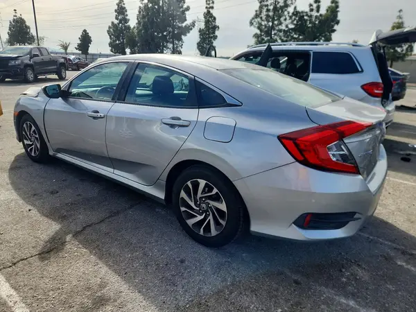 19XFC2F78GE231456 2016 HONDA CIVIC - Image 2