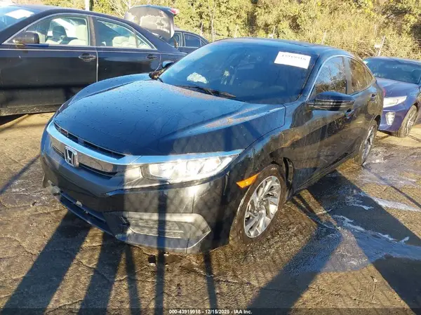 19XFC2F78HE006391 2017 HONDA CIVIC - Image 2