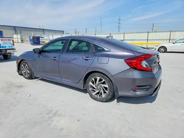 19XFC2F78HE052576 2017 HONDA CIVIC - Image 2