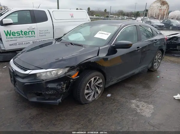 19XFC2F78HE204999 2017 HONDA CIVIC - Image 2