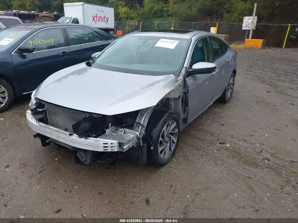 19XFC2F78HE217607 2017 HONDA CIVIC - Image 2
