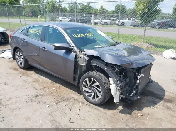 19XFC2F78HE218319 2017 HONDA CIVIC - Image 1