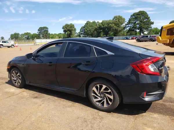19XFC2F78JE003948 2018 HONDA CIVIC - Image 2