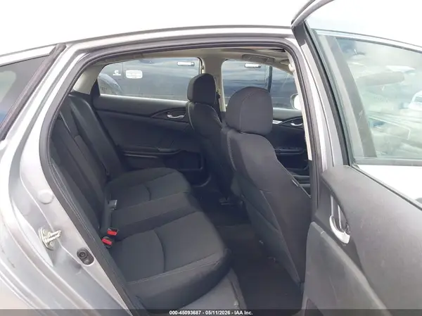 19XFC2F78JE011371 2018 HONDA CIVIC - Image 8