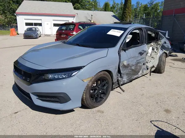 19XFC2F78JE015436 2018 HONDA CIVIC - Image 2