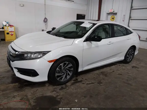 19XFC2F78JE021026 2018 HONDA CIVIC - Image 2