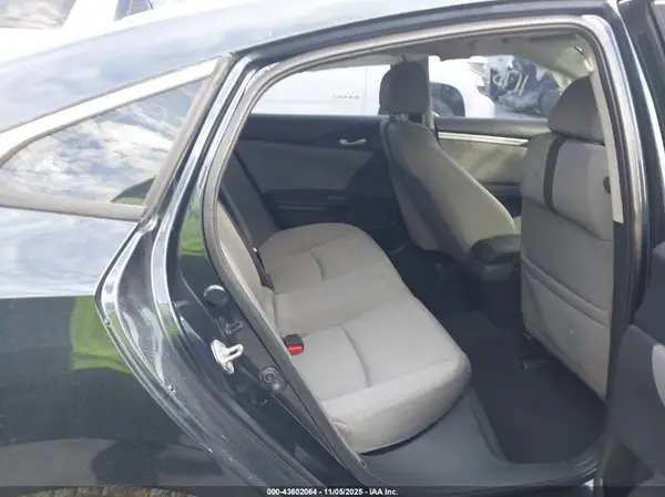 19XFC2F78JE028848 2018 HONDA CIVIC - Image 8