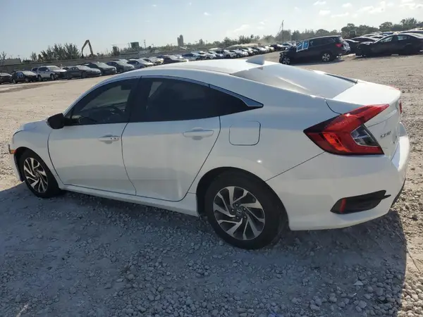 19XFC2F78JE037033 2018 HONDA CIVIC - Image 2