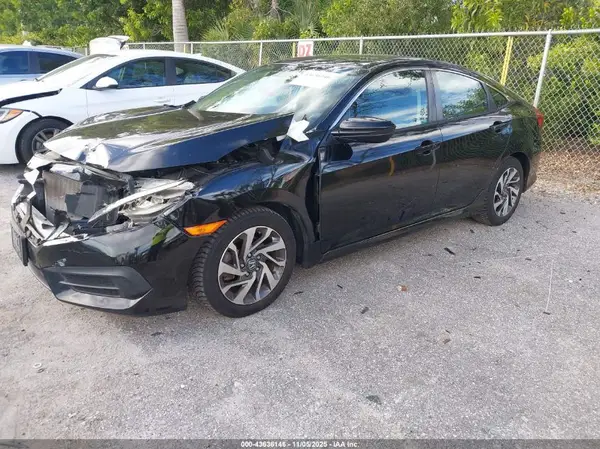 19XFC2F78JE203616 2018 HONDA CIVIC - Image 2