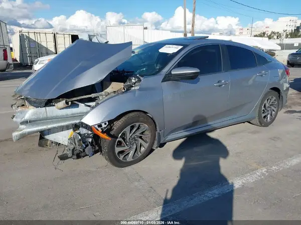 19XFC2F79GE001490 2016 HONDA CIVIC - Image 2