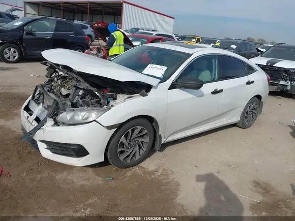 19XFC2F79GE002428 2016 HONDA CIVIC - Image 2