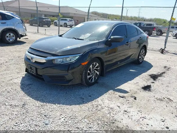 19XFC2F79GE003675 2016 HONDA CIVIC - Image 2